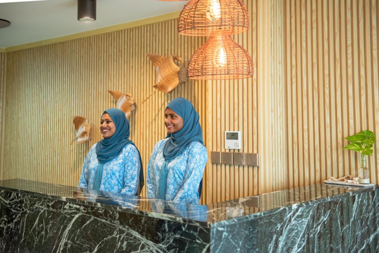 Swarn By Hawks Hotels Kamadhoo Exterior photo
