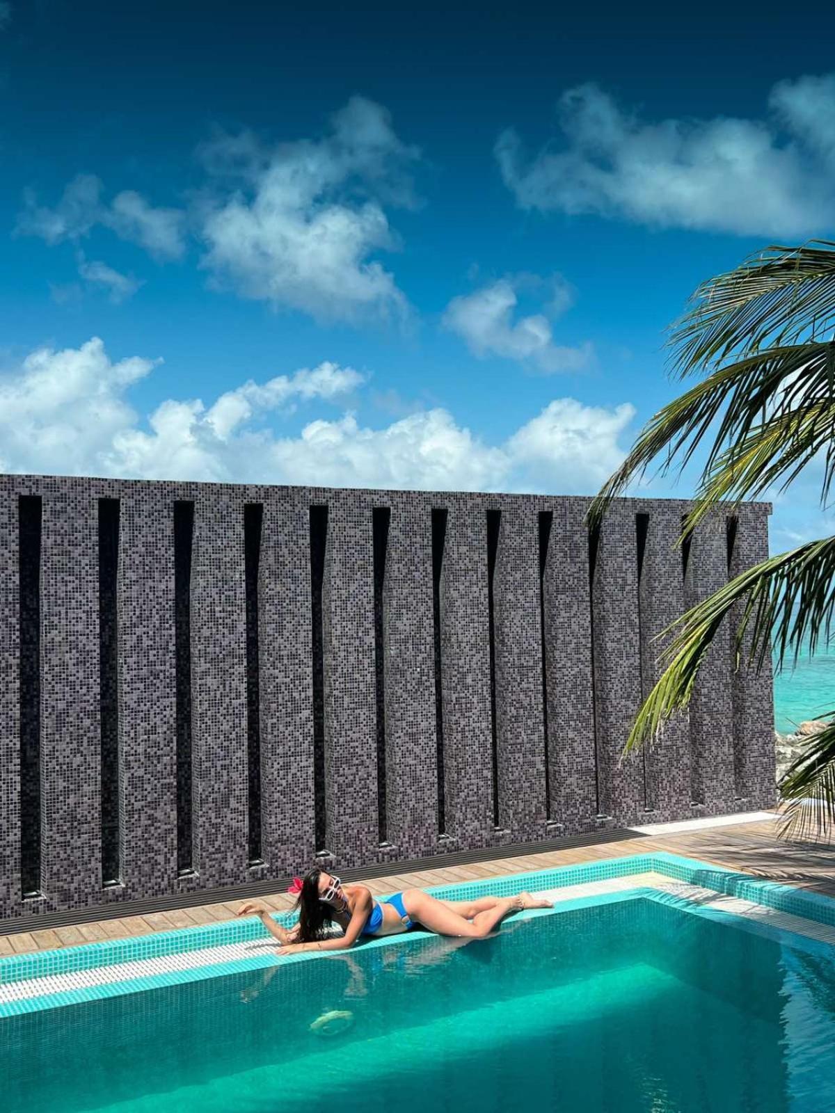 Swarn By Hawks Hotels Kamadhoo Exterior photo